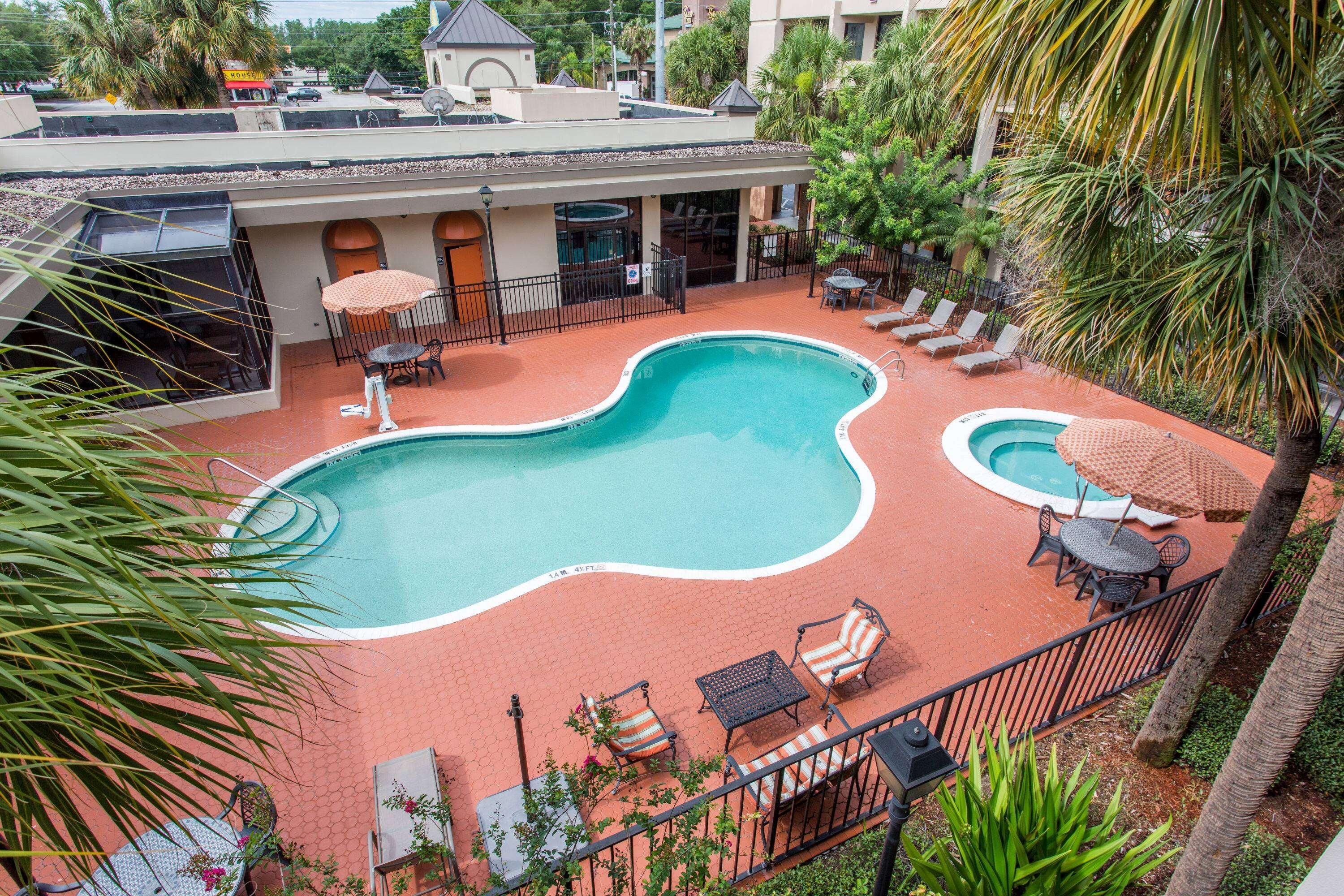 Days Inn & Suites By Wyndham Orlando Airport Dış mekan fotoğraf